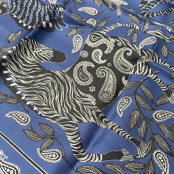 Inoui Editions Zack Zebra 100 % Silk Scarf Blue - Picture 11 of 13